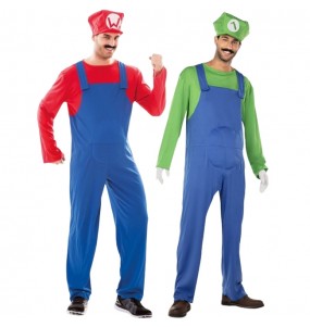 Fatos de casal Mario e Luigi